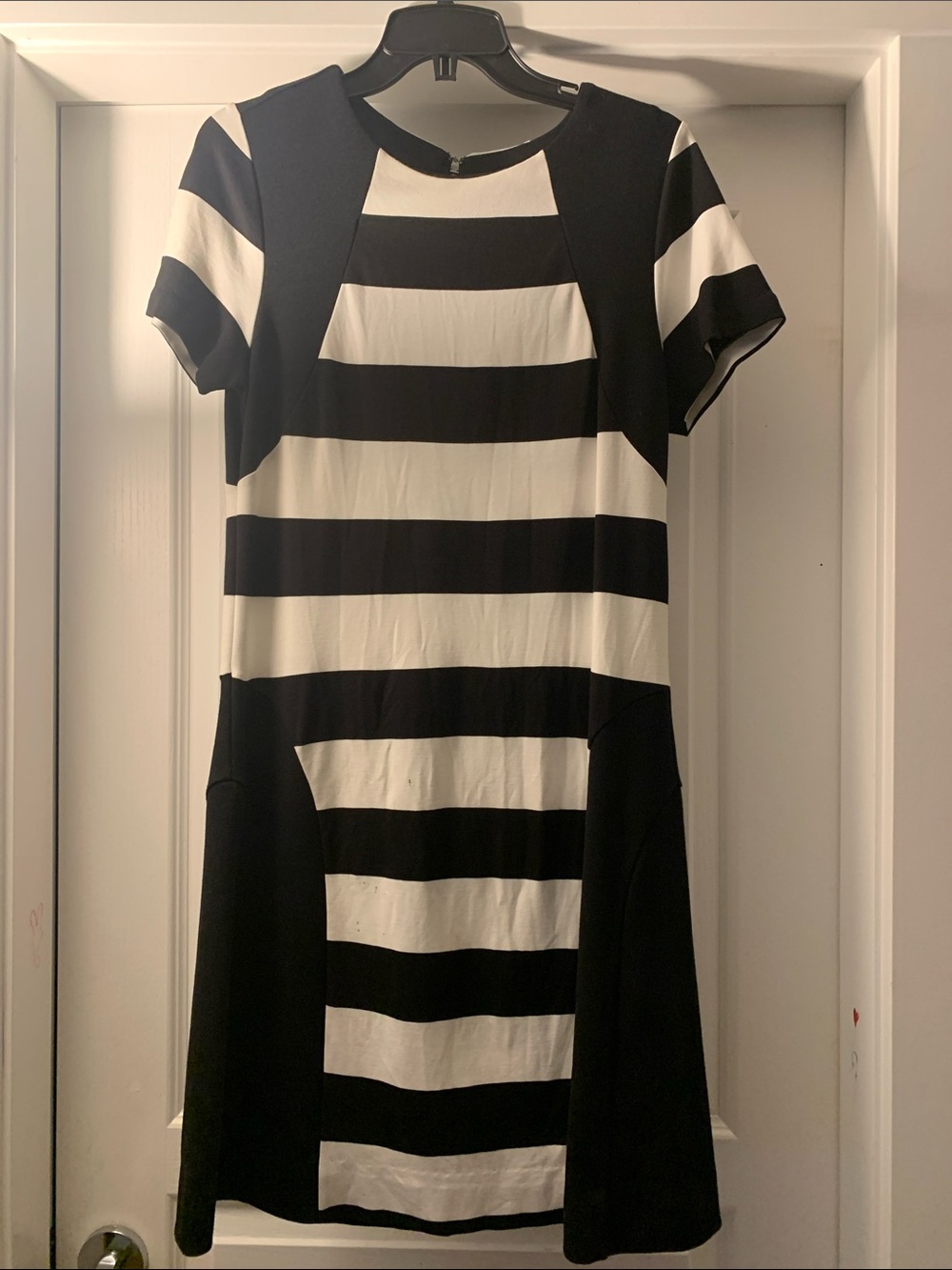 Michael Kors Black & White Horizontal Stripe Short Sleeve Shift Dress